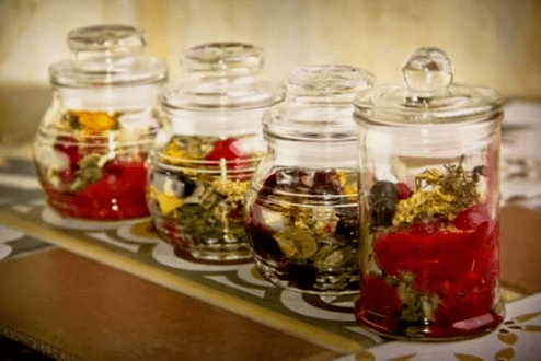 Belar infusioak eta teak medikuntza tradizionaletan tradizio tradizionalaren bitartekoetako bat da