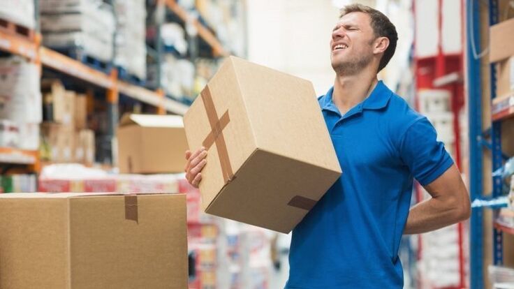 bizkarreko mina pisuak altxatzean